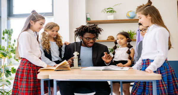 Applying for the UK Teacher Recruitment 2023/24? What to Know